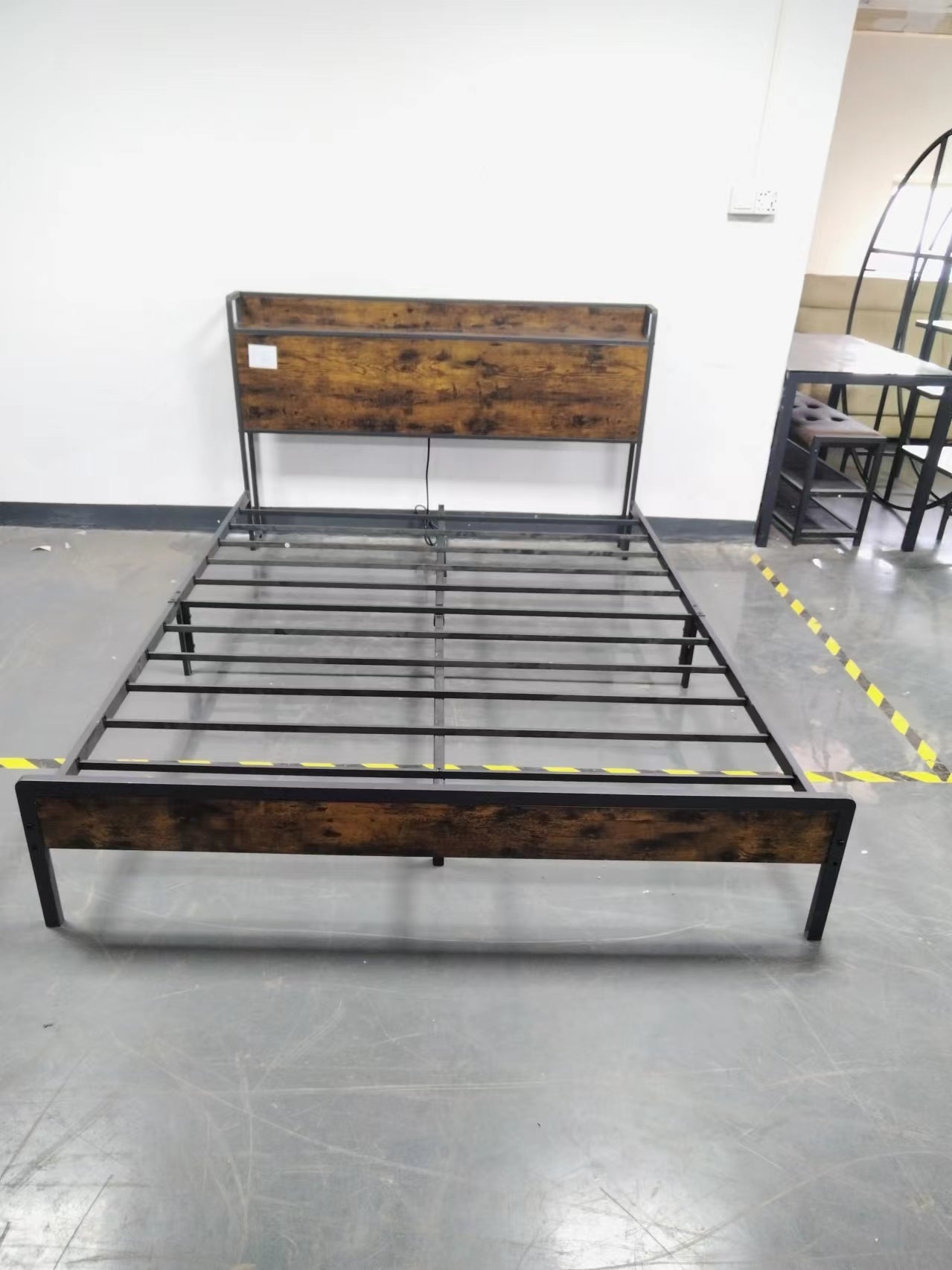 Bed frame with charging station full size, Rustic Brown, 83.1'' L x 56.1'' W x 39'' H